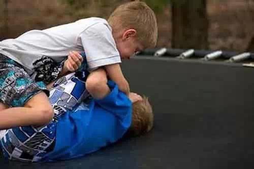 1609912567625251.jpg 打人.jpg