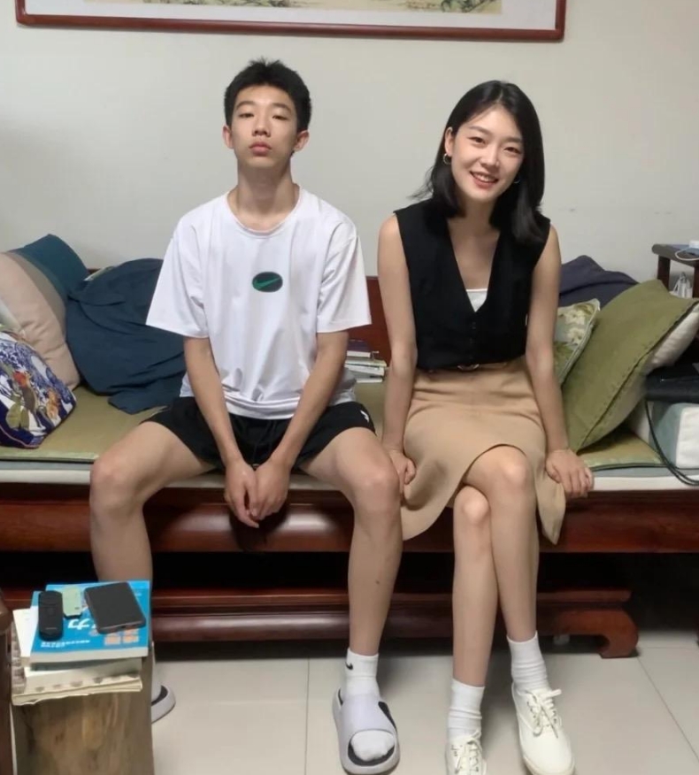 1727060044403312.png 前.png