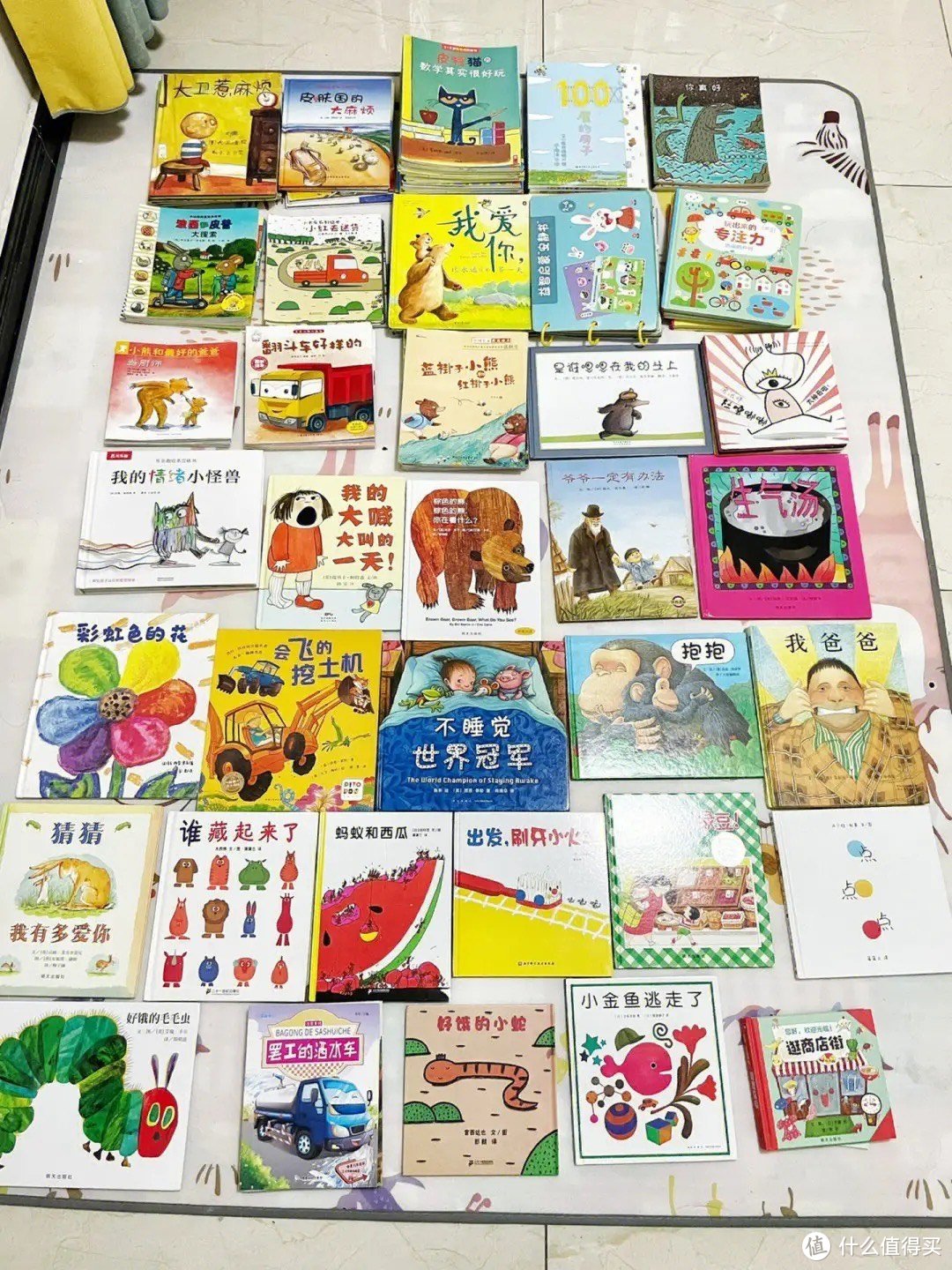 分阶段给娃讲好故事绘本 ,这三套最火的幼儿绘本都买啦,一岁半引入故事阅读,三本书的阶梯推荐